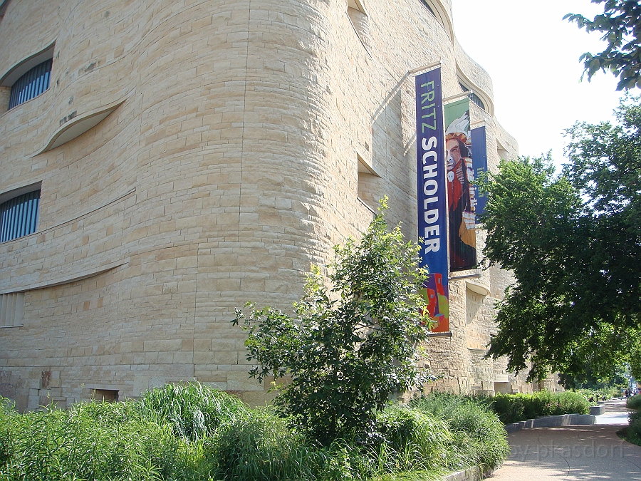 Washington DC [2009 July 04] 004.JPG - Scenes from The National Museum of the American Indian